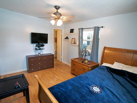 5th image of 7526 Knoll Dr