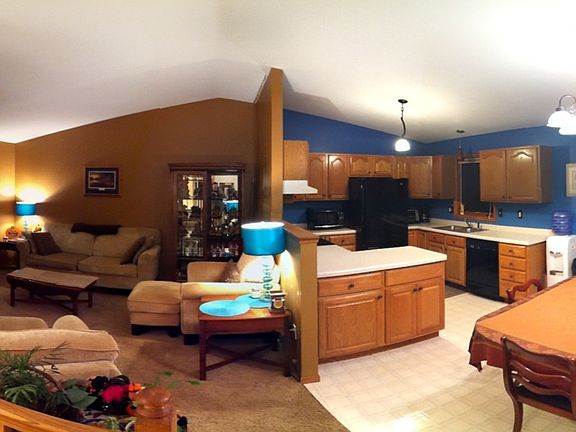 Open concept Living/dining