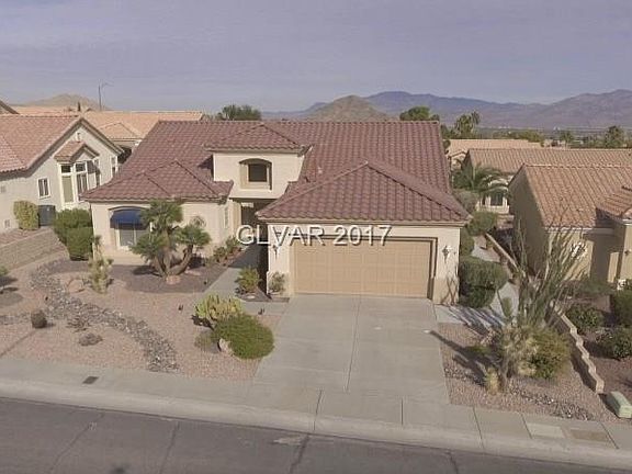 3rd image of 10204 Crescent Creek Dr
