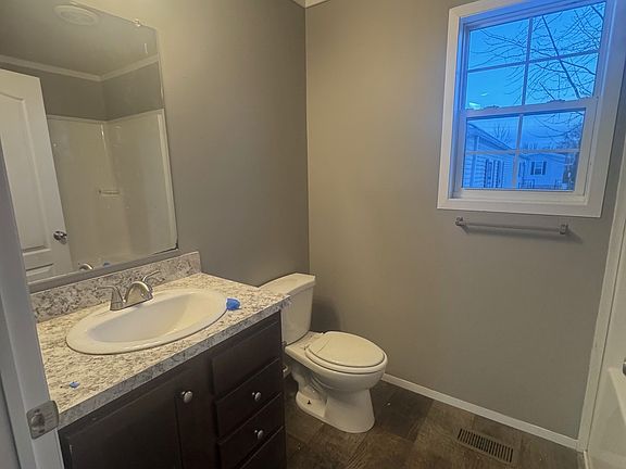 5th image of 17004 Argyle Dr #516