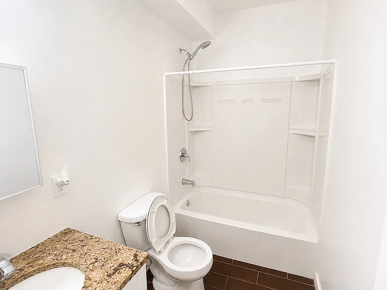 11 Summer St #1B — Photo 6