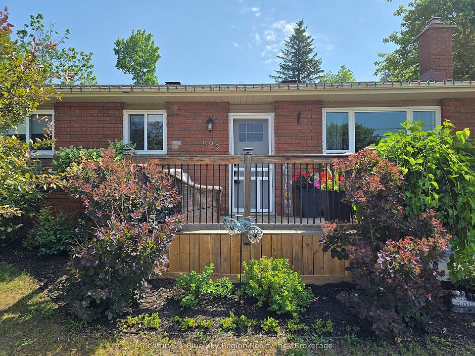1st image of 682 King St