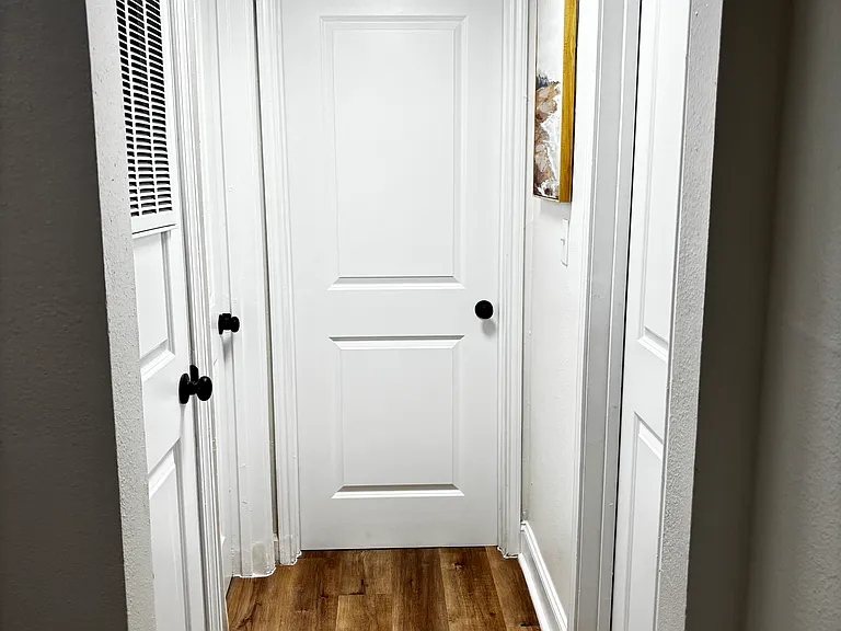 Brookhaven Apartments — Photo 17