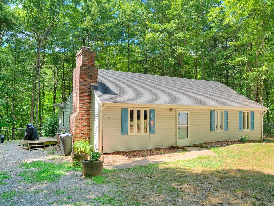 1st image of 2716 Winding Way Dr