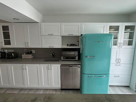 3rd image of 200 Galen Dr APT 306