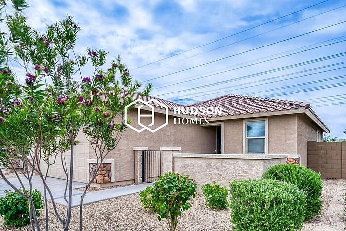 6326 W Raymond St — Photo 3