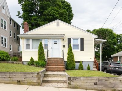 69 Neponset Ave, Hyde Park, MA, 02136