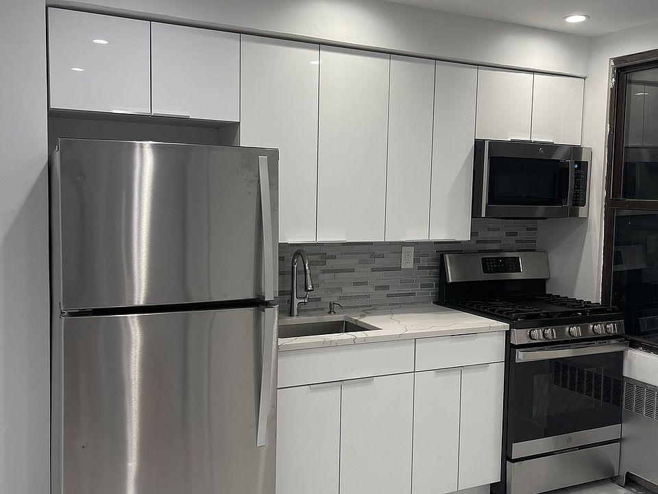 1st image of 1056 Saint Nicholas Ave #3Z