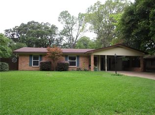 2014 Fairfax Dr, Corsicana, TX 75110