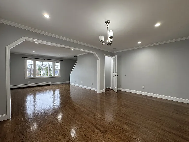 39 Belmont Cir #B — Photo 11