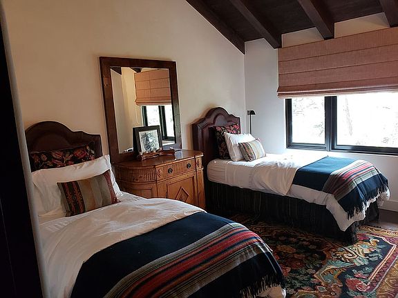 1 of 2 guest rooms