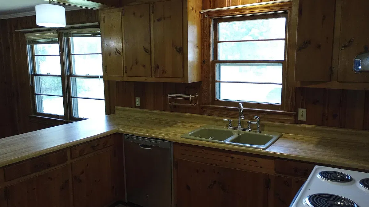 3 bed, 1170 sqft, $1,700 — Photo 4