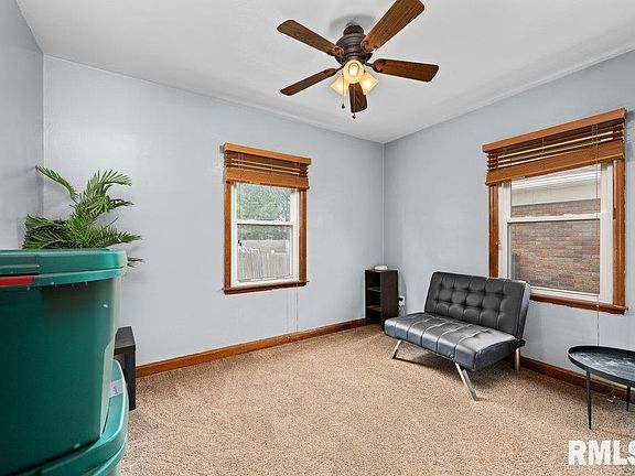 5th image of 1451 E High St