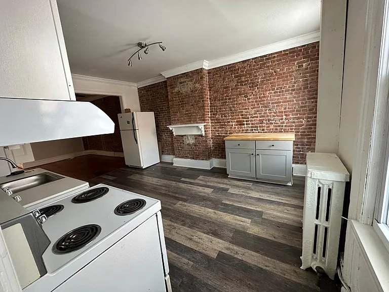 118A Main St #1 — Photo 12