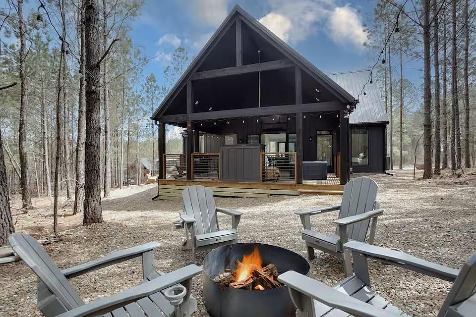 1st image of 1115 Sugarberry Trl
