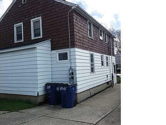 2nd image of 240 Callodine Ave