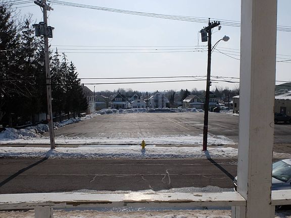 5th image of 86 Caldwell Pl