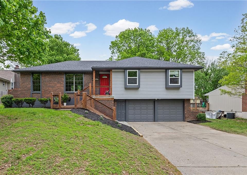 3609 NE Chapel Dr, Lees Summit, MO 64064 | Zillow
