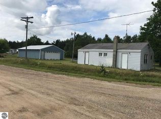 9486 Summit City Rd, Kingsley, MI 49649