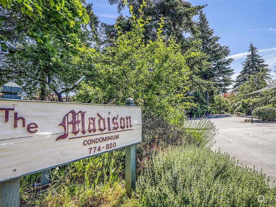 660 Madison Ave N, Bainbridge Island, WA 98110, MLS# 1243272