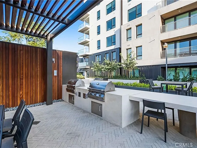 4207 Rivington — Photo 25