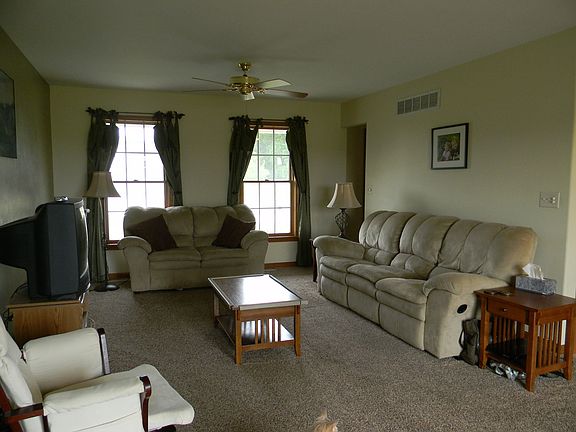 5th image of 20361 Falcon Brook Ct