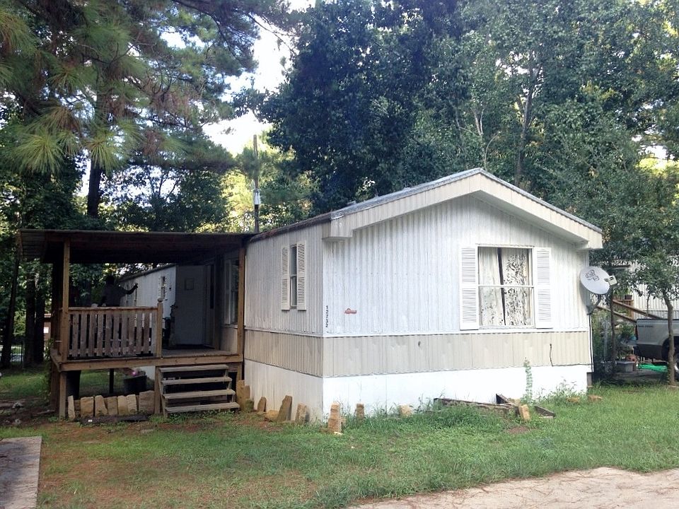 1st image of 12732 Aspen Dr #143