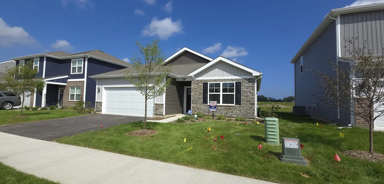 218 Cressmoor Boulevard — Photo 2