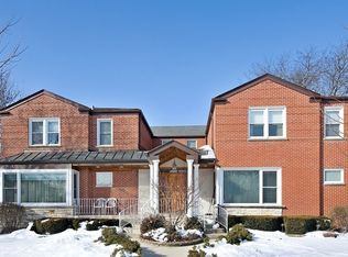 6302 N Monticello Ave, Chicago, IL 60659