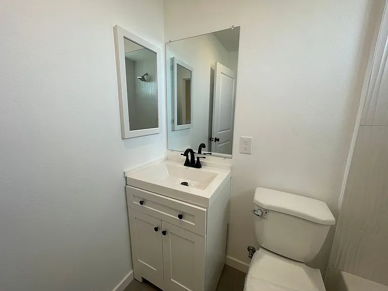 2718 Bomberry St — Photo 14