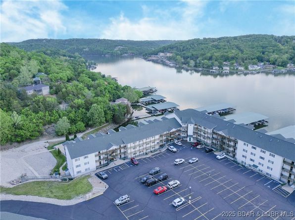 464 Cedar Heights Dr #1B, Camdenton, MO 65020