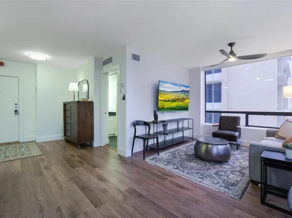 1212 Guadalupe St APT 310, Austin, TX 78701