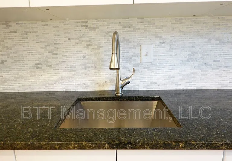 8802 Plymouth St #6 — Photo 17