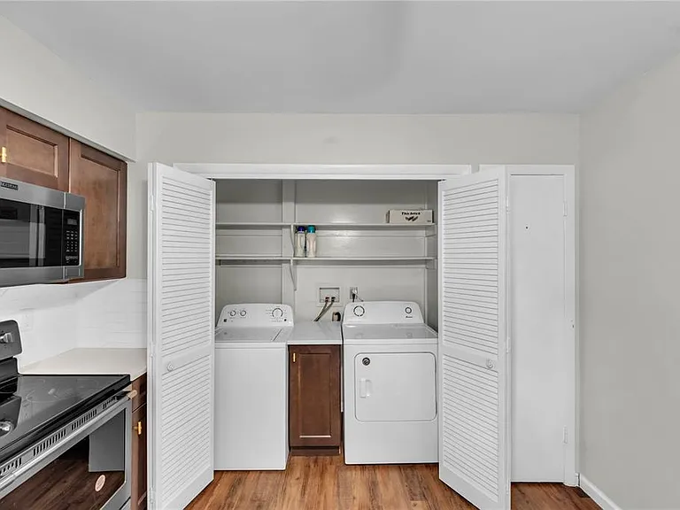 4114 Pinelake Ln #202 — Photo 11