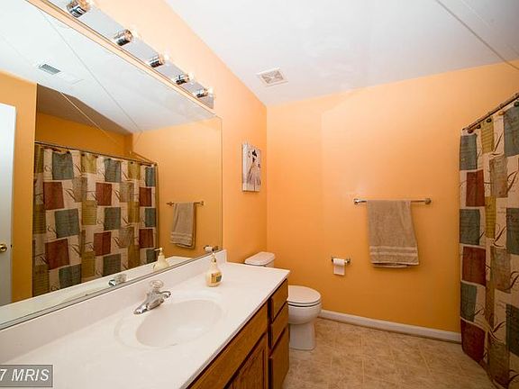 2nd image of 155 Brynwood St