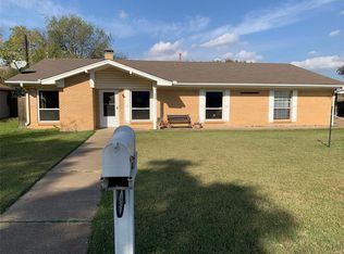 809 Alsue St, Fort Worth, TX 76140
