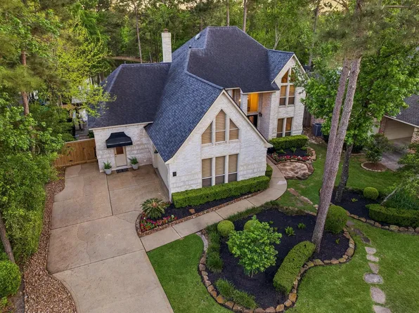 6 E Lakemist Cir, Spring, TX 77381