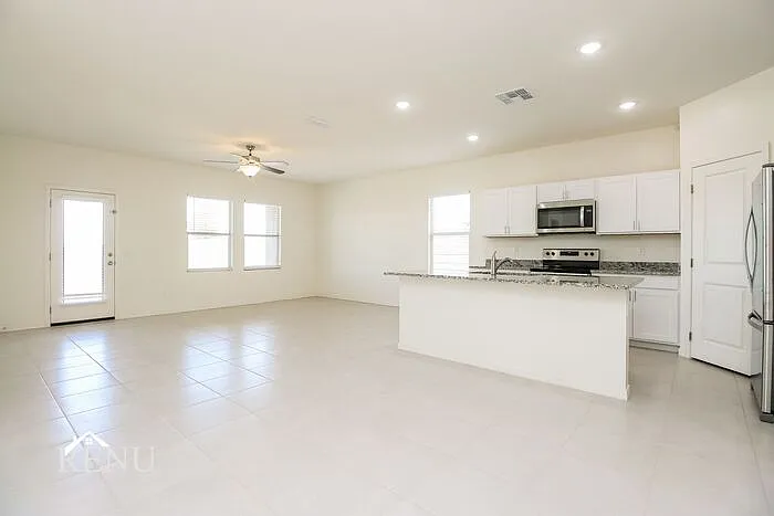 18392 N Los Gabrieles Way — Photo 5