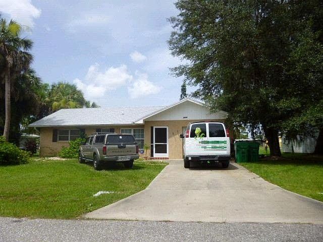1st image of 2476 Ambrose Ln