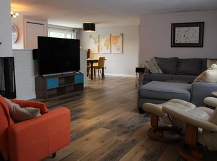 154 Ravenswood Rd, Waltham, MA 02453