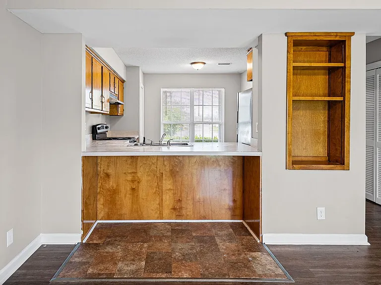 Timber Court Drive-280 — Photo 7