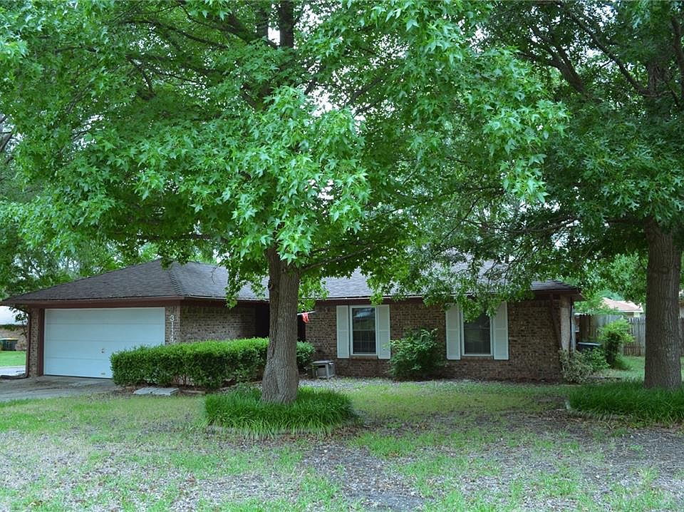 1st image of 3114 Arkansas Cir