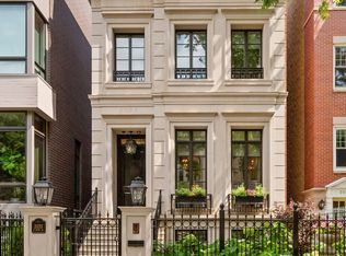 2033 N Howe St, Chicago, IL 60614