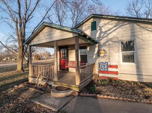 106 N East St, Tyro, KS 67364