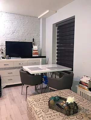 Rented by Kahen Properties | media 28