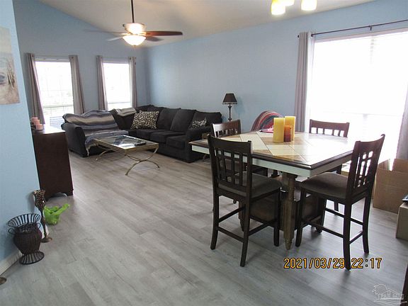 3rd image of 3025 N 25th Ave
