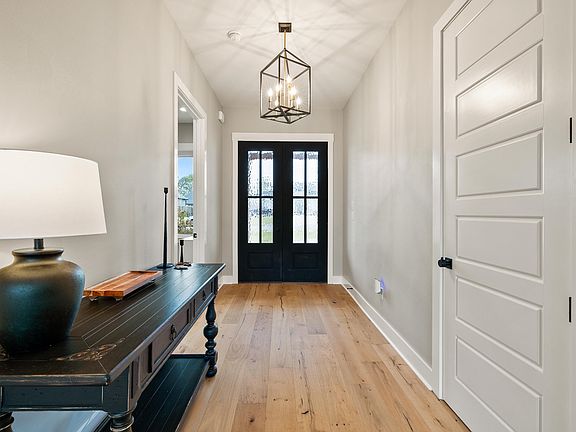 5th image of 4905 Lake Vista Dr