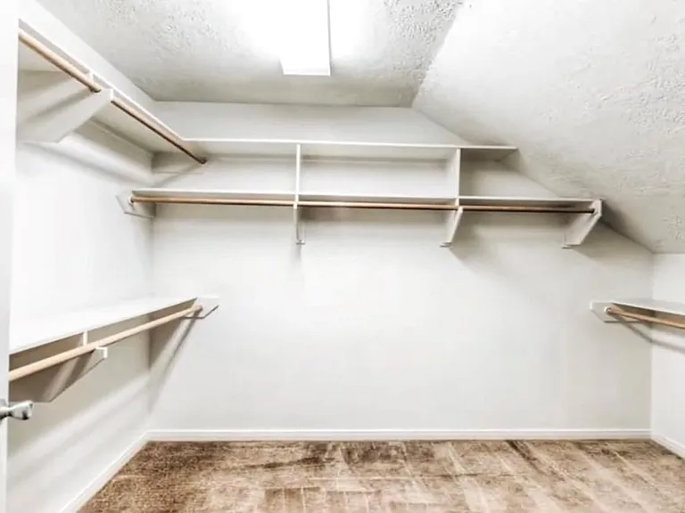 614 Foster St — Photo 14