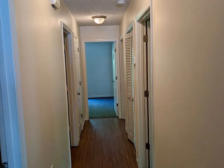 725 Sherman Ave #B — Photo 4