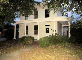 135 N 2nd St, Williamsburg, OH